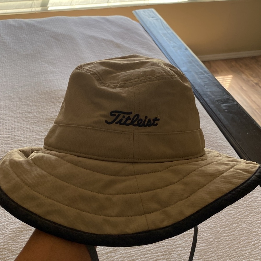 Titleist Bucket Hat - Picture 3 of 5